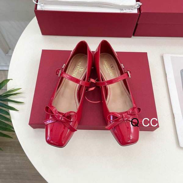 Picture of Valentino Shoes _SKUValentinosz35-40JX030819974